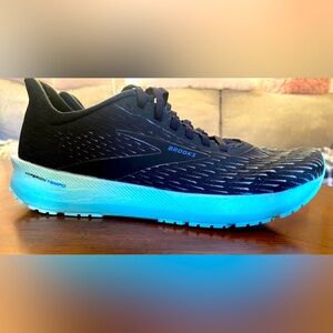 Brooks Hyperion tempo excellent condition